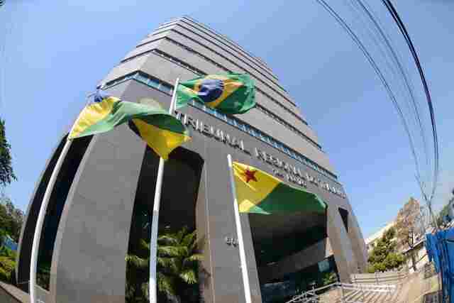 TRT e Justiça Federal começam feriadão nesta quarta, TJ na quinta e Governo só para sexta-feira