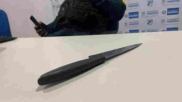 Adolescente é atacado a facada e roubado por bando na zona leste