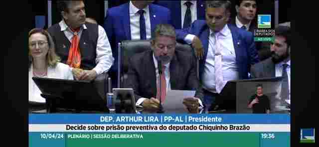 Plenário da Câmara mantém prisão de deputado envolvido na morte da vereadora Marielle Franco
