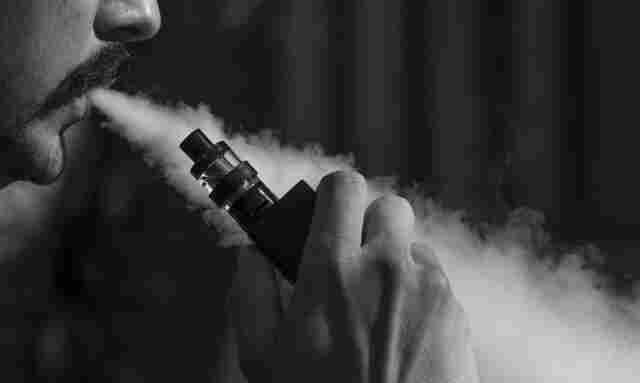 Anvisa mantém proibição de cigarros eletrônicos no país