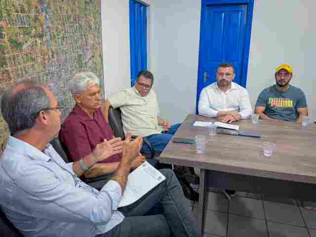 Deputado Ribeiro do Sinpol se reúne com policiais e prefeito de Colorado para traçar melhorias à população