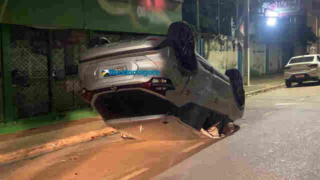 Motorista invade preferencial e causa acidente com capotamento