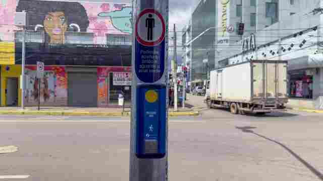 Semáforos inteligentes com sinais sonoros para deficientes visuais são instalados em Porto Velho