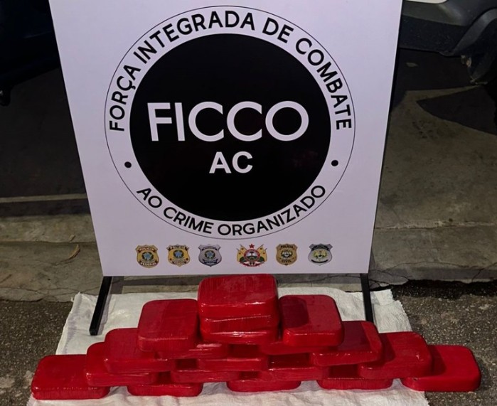 Forças de segurança do Acre prendem três com 20 kg de cocaína, na BR-364