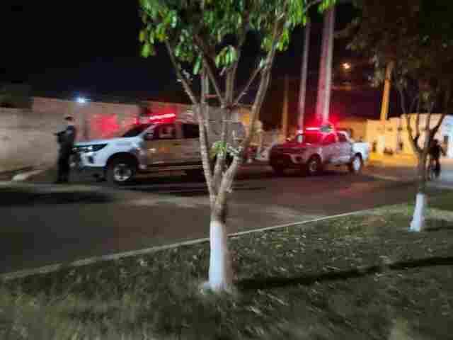 Jovem é assassinado e utros dois ficam feridos em ataque a casa em Vilhena