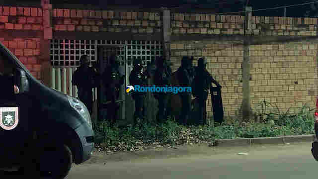 Idoso armado em casa mobiliza até o BOPE após fazer disparos para a rua; homem teria surtado e acabou preso