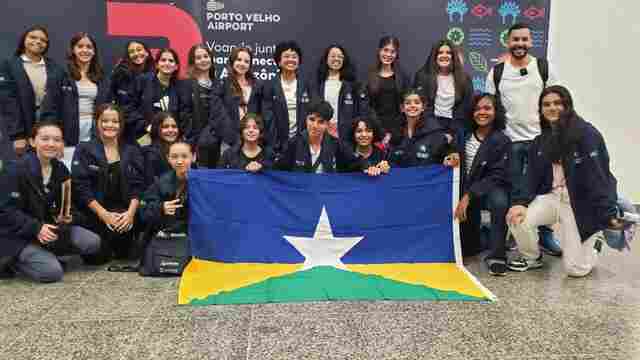 Professores e estudantes de Rondônia embarcam para intercâmbio na Inglaterra