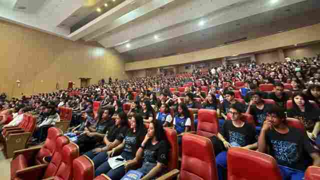 Aulão “Tô Ligado no Enem 2024” reúne mais de mil estudantes em Porto Velho