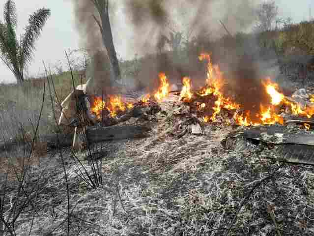 Avião cai e deixa 5 mortos na zona rural de Mato Grosso