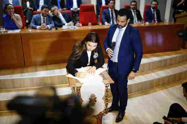 Na OAB, Mariana Carvalho assina Pacto em Defesa da Democracia