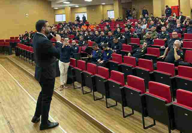 Ribeiro do Sinpol debate ações técnicas em seminário de segurança pública