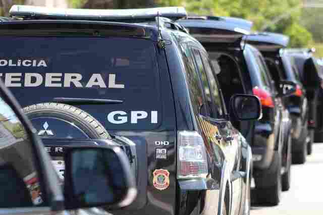 Fraude previdenciária: PF prende homem em flagrante tentando aliciar servidor do INSS