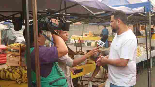 Samuel Costa ouve demanda de feirantes na zona sul de Porto Velho
