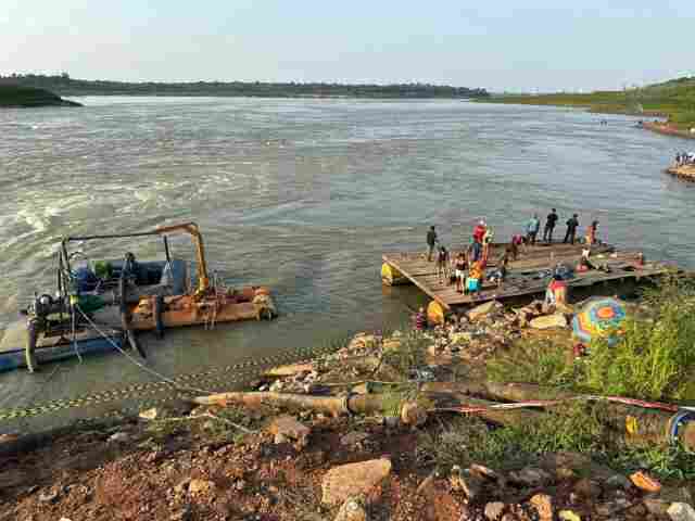 Pescadores são orientados sobre a prática de pesca ilegal na área de captação da Caerd no rio Madeira