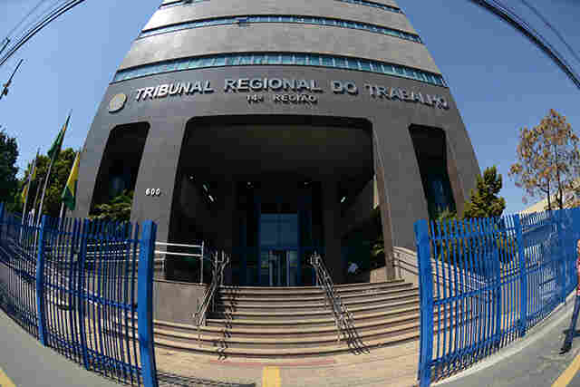 TRT-14 suspende trabalho remoto para grupos vulneráveis atingidos pela poluição das queimadas