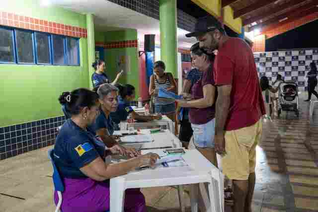 Programa de Regularização Fundiária de Porto Velho entrega títulos no bairro Rosalina de Carvalho