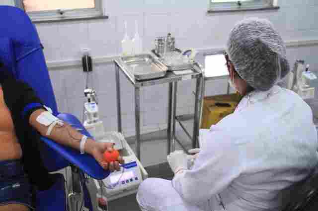 Hemocentros estão com estoque baixo de sangue e população é alertada para fazer doação