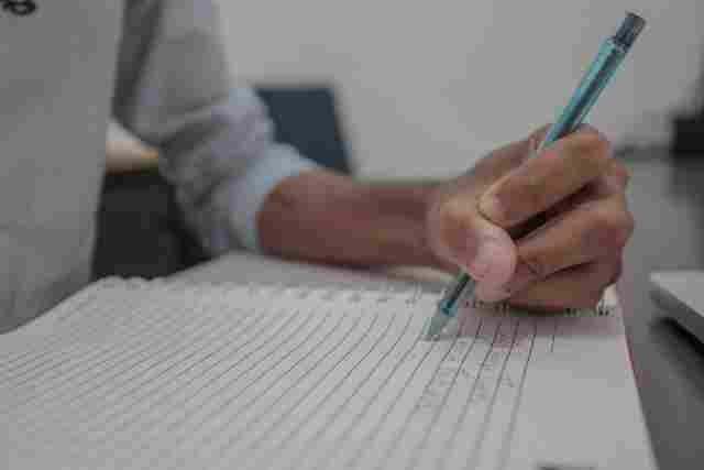 Faculdade da Prefeitura de Porto Velho publica resolução de permanência e desligamento de beneficiários