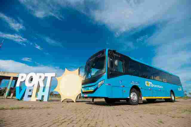 Nova tarifa de ônibus começa a valer e população comemora economia no bolso