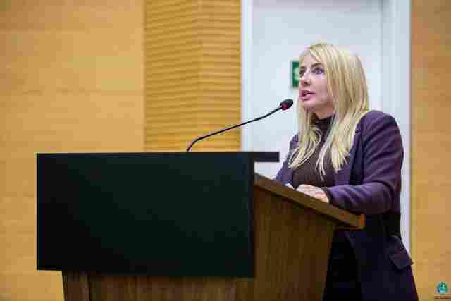 Ieda Chaves presta contas de atuação em defesa das mulheres e faz denúncia sobre ataques políticos