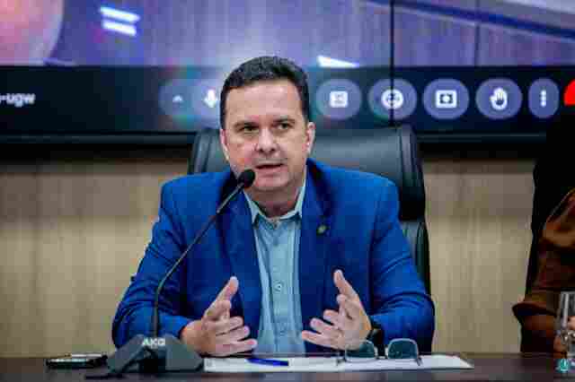 Luís do Hospital defende união da saúde para avanços no PCCR