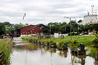 Águas avançam pela região central de Porto Velho e chegam até o complexo da Madeira Mamoré