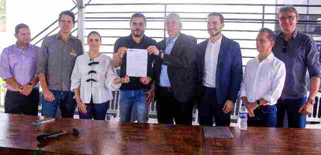 Thiago Flores: Ariquemes avança com assinatura da Ordem de Serviço para construção do Aeroporto