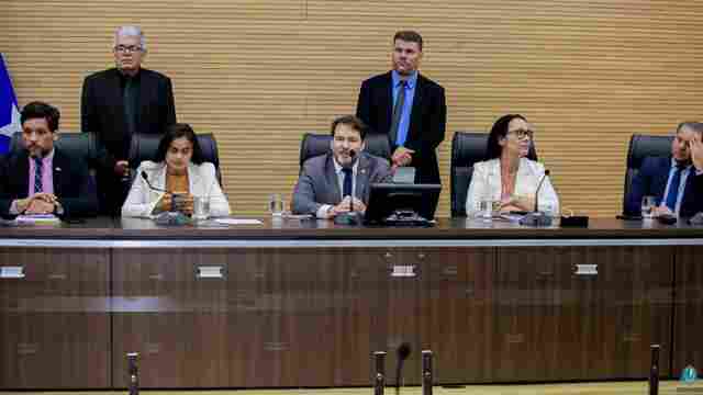 Sob presidência do deputado Alex Redano, parlamentares aprovam relatório da CPI das Reservas Ambientais