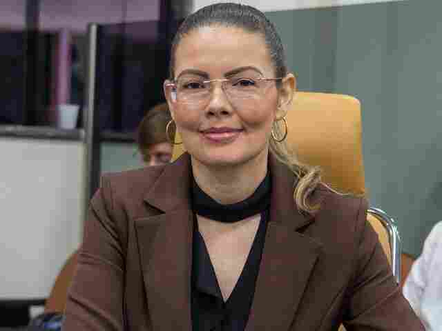Principal aliada do prefeito na Câmara, Sofia Andrade foge das votações polêmicas