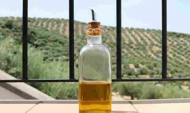 Anvisa proíbe venda de duas marcas de azeite