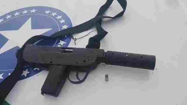 Invasão à antiga sede da Faro termina em tiroteio e fuga de criminosos armados em Porto Velho