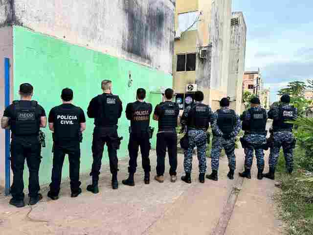 Operação mira responsáveis por ataques a agentes públicos; 18 são presos