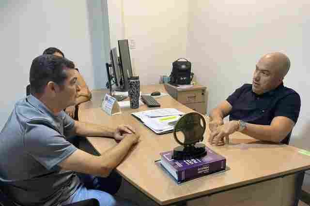 Vereador Adalto de Bandeirantes se reúne com presidente da Emdur para tratar da iluminação nos distritos de Porto Velho
