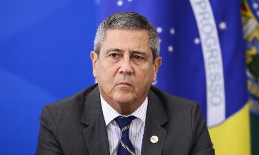 PF diz que Braga Netto foi "figura central" para desacreditar eleições