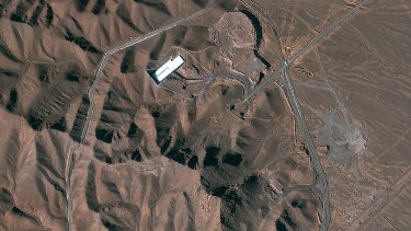 Estados Unidos entram na guerra atacando instalações nucleares do Irã