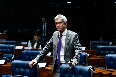 Senador Jaime Bagattoli esclarece que não votou por aumento na conta de energia