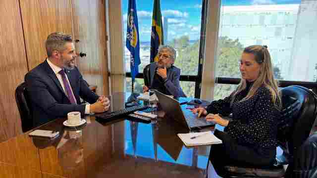Chegada de novos médicos peritos reforça atendimento do INSS em Rondônia