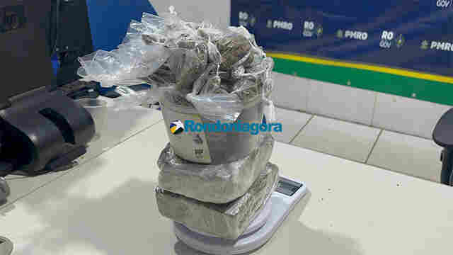 PM desmonta laboratório de drogas em operação no bairro Costa e Silva; três homens foram presos