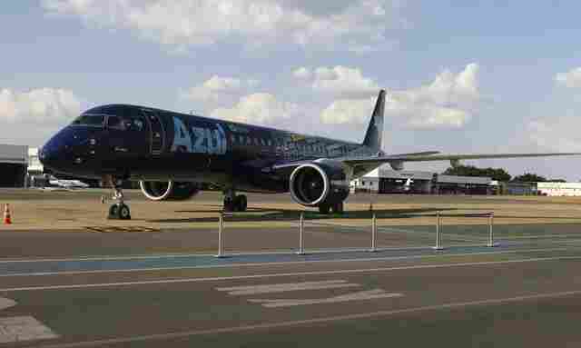 Azul encerra operações aéreas em 14 cidades