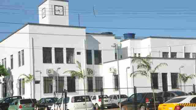 Escada como rota de fuga: gestão Léo Moraes volta a pedir ao Iphan autorização para alterar “prédio do Relógio”, tombado pela União