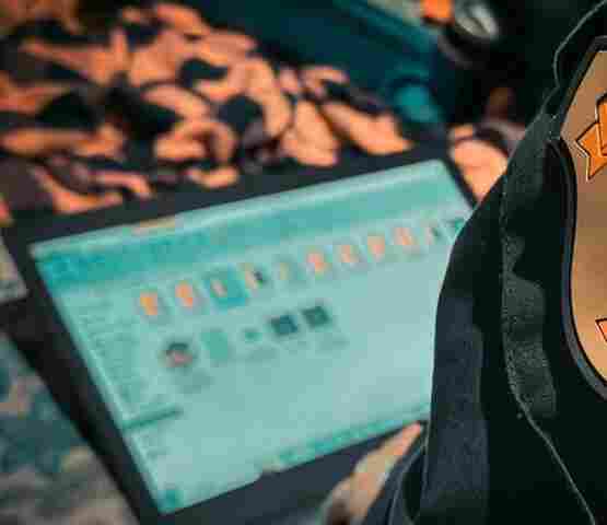 PF prende dois por armazenamento e compartilhamento de material de abuso sexual infantil