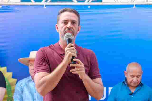 Léo Moraes turbina salários de grupo seleto de assessores com jetons; despesa chega a R$ 2,1 milhões