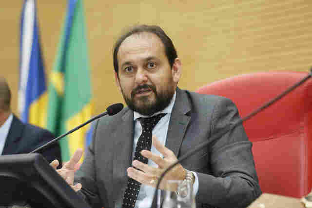 Deputado Laerte Gomes pede limpeza da rodovia Lucia Tereza