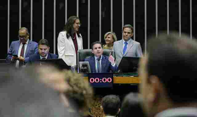PEC da Blindagem pode barrar ações contra corrupção no uso de emendas