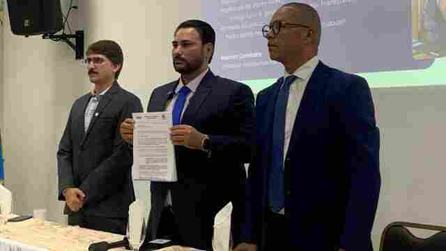 Marcos Combate liga prefeito Léo Moraes a suposto esquema de direcionamento na Emdur