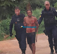 Mulher é atacada a golpes de facão por vizinho dentro de casa em Porto Velho