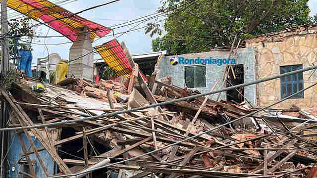 Casa desaba no bairro São João Bosco em Porto Velho