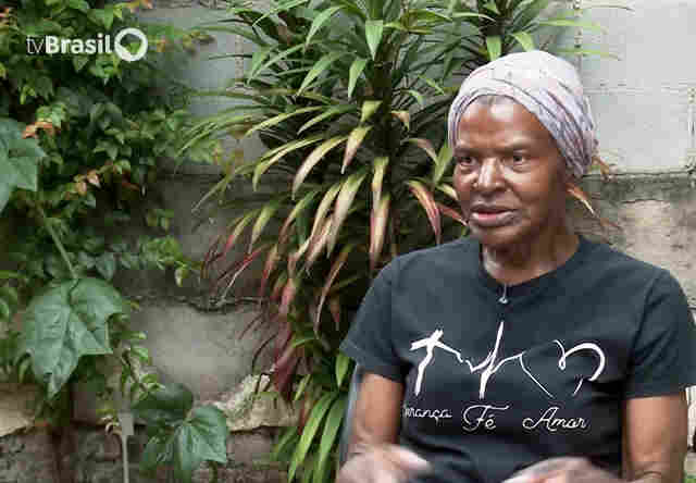  Trabalho escravo dom&eacute;stico: sil&ecirc;ncio e servid&atilde;o