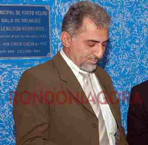 PRESIDENTE DA CÂMARA VAI CRIAR COMISSÃO PARA AVALIAR SEU PRÓPRIO AFASTAMENTO