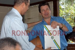 Convênio do Estado garante R$ 1,1 milhão para transporte escolar em Porto Velho